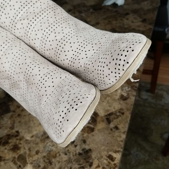 Carlos Hacey Booties  - Picture 5 of 8